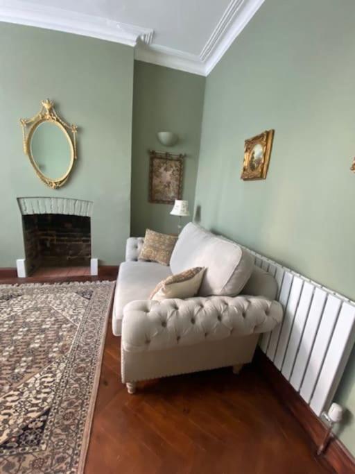 2 Double Bedroom Charming Chelsea Apartment Londres Exterior foto